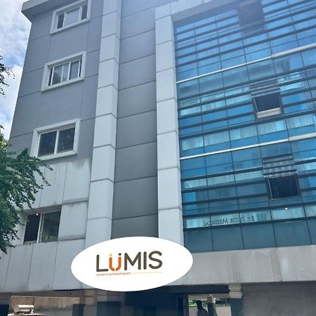 Lumis Studio Apartment Hyderabad Esterno foto